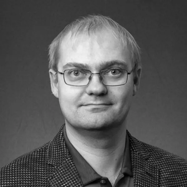 Alex Bazhaniuk